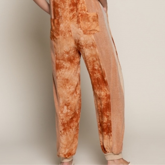 POL CITY CHIC JUMPSUIT - Picture 3 of 5